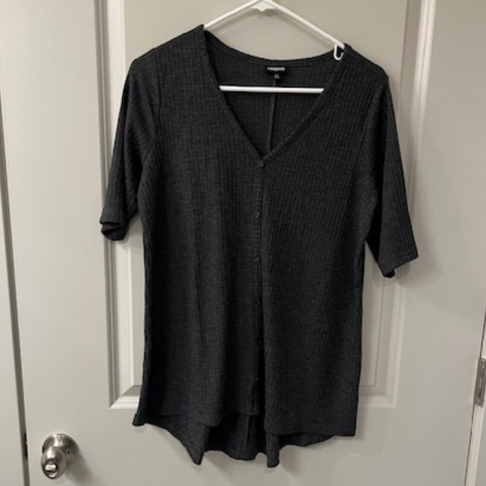 Bundle of 4 Torrid T-Shirts Sz. 00 (M/L) - Picture 5 of 14